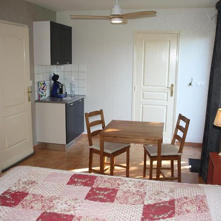 Repos Chez Margot Bed & Breakfast Fajoles Exterior photo
